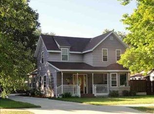 413 N 6th St, Marshall, MN 56258