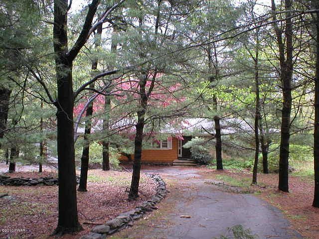 2nd image of 3 Tamarack Rd