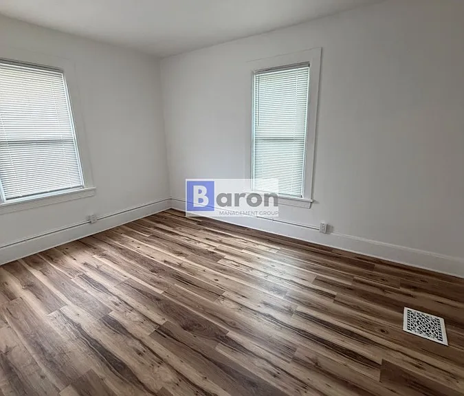 1145 Portage Ave — Photo 9