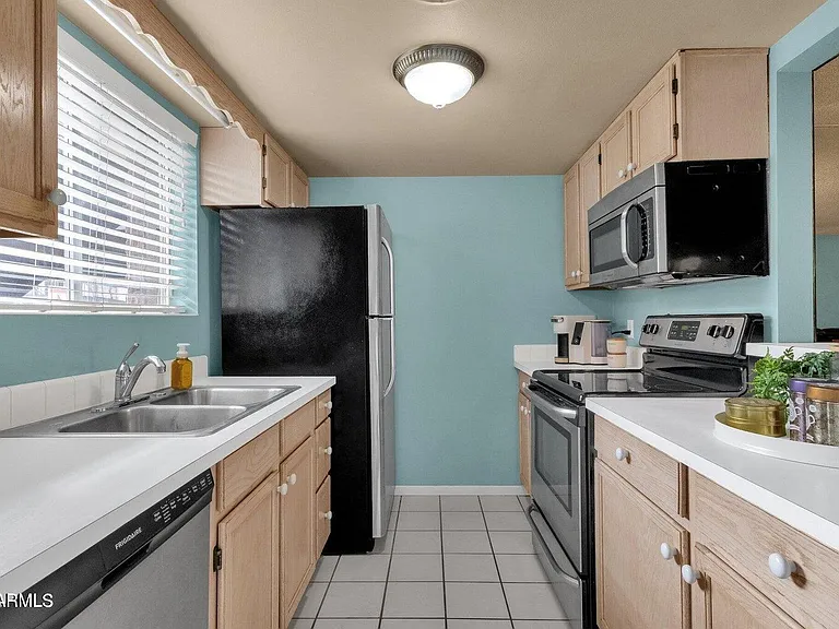 4701 N 68th St #135 — Photo 3