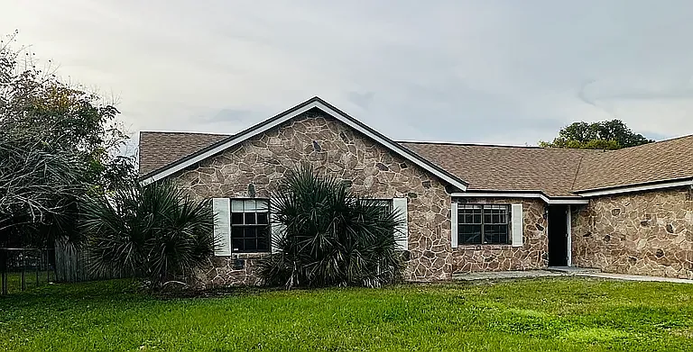 648 Pyramid Ave — Photo 3