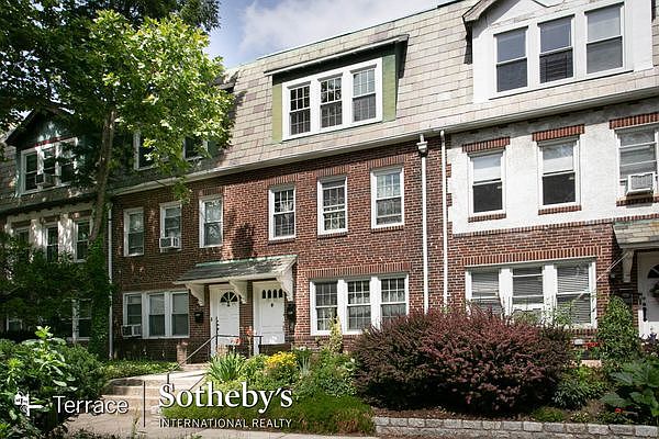 1st image of 101-07 Ascan Ave #3