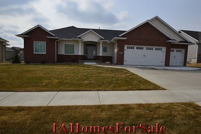 1515 Hunters Green Way