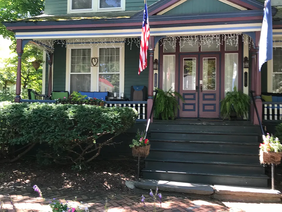 Spring St