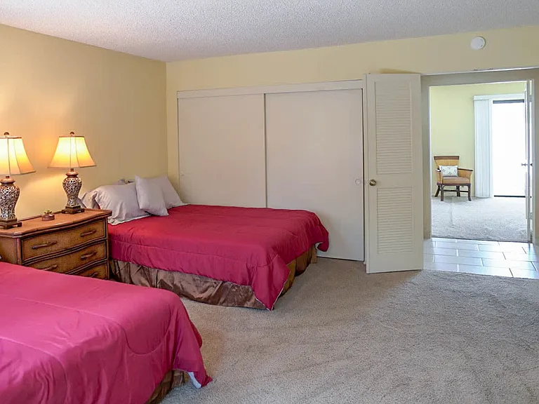 Canyon Cir N — Photo 9