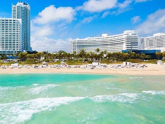 3rd image of 4391 Collins Ave #419