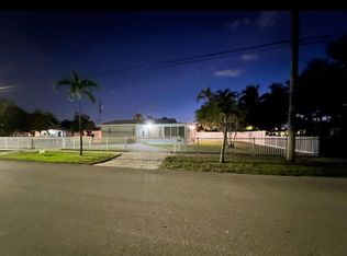 17080 NE 1st Ave, North Miami Beach, FL 33162
