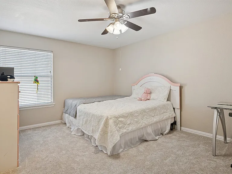 8812 Bluffcreek Ln — Photo 29