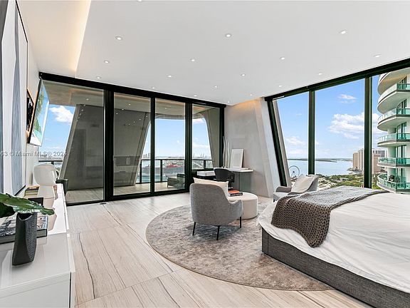 5th image of 1000 Biscayne Blvd Unit 3001