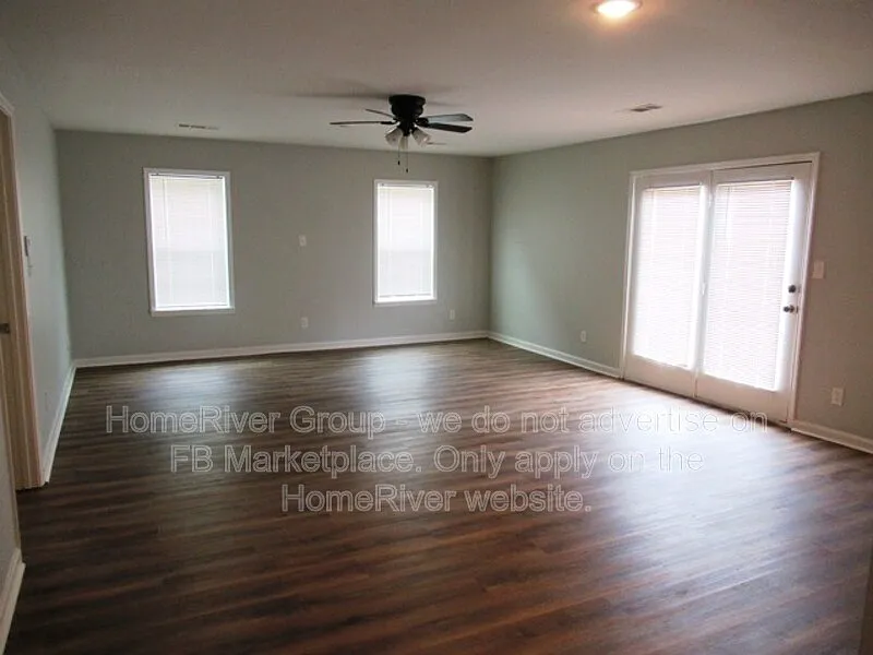4 bed, 2.0 bath, 1790 sqft, $1,845 — Photo 2