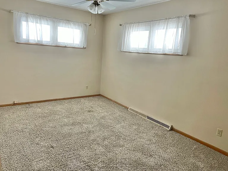 7689 Albion Rd #2 — Photo 5