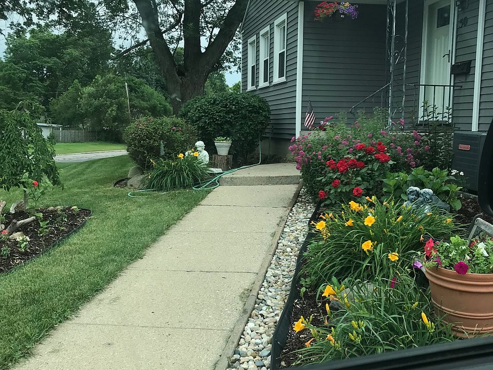 1st image of 50 Circle Dr