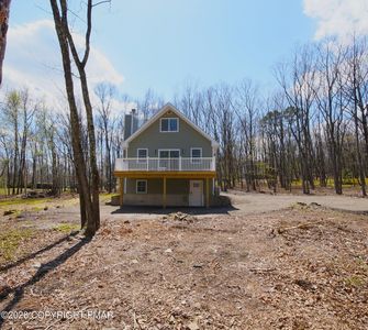 1486 N Rocky Mountain Dr, Effort, PA, 18330