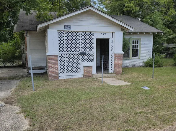 504 E 9th St, Smackover, AR 71762