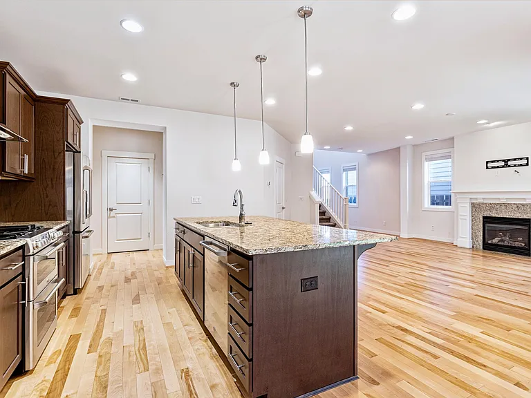 1693 NE Falls Dr — Photo 13