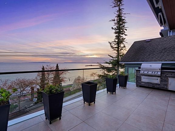 2nd image of 15377 Marine Dr