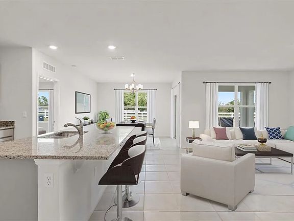4th image of 2659 House Finch Rd