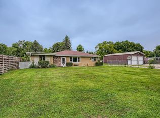 26066 W Oak Ave, Antioch, IL 60002