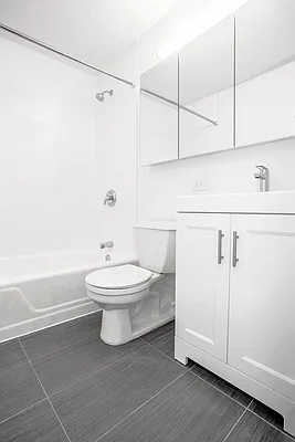 Rented by Olnick Organization | media 8