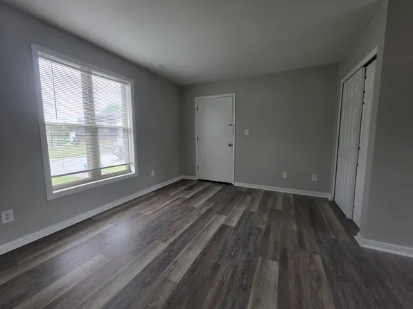524 E Brown Ave #6, Bellefontaine, OH 43311