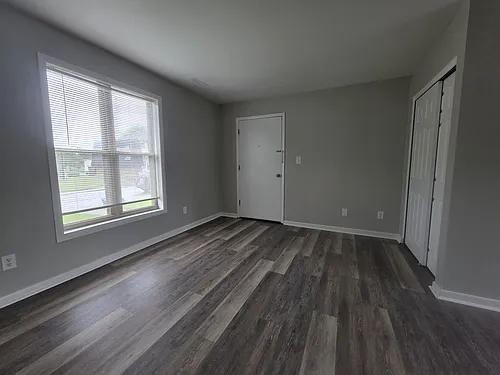 524 E Brown Ave #6 Photo 1
