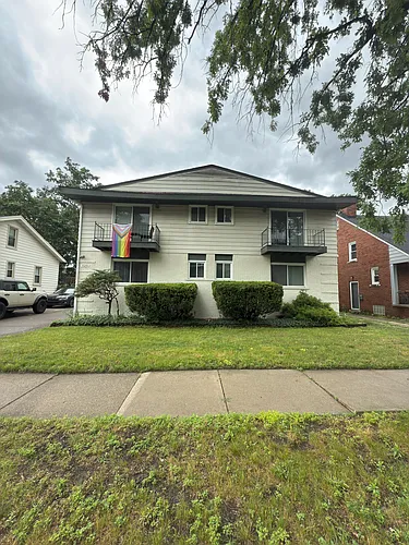 525 E Woodland St #C Photo 1 525 E Woodland St #C Photo 1