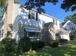 901 Parkway Ln, Utica, NY 13501