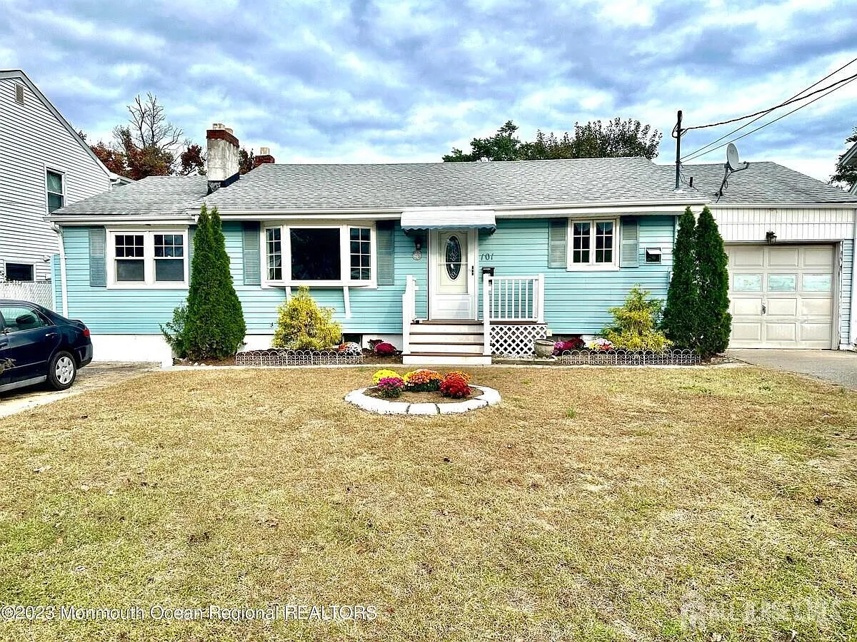 2 bed, 2.0 bath, $3,000 — Photo 1