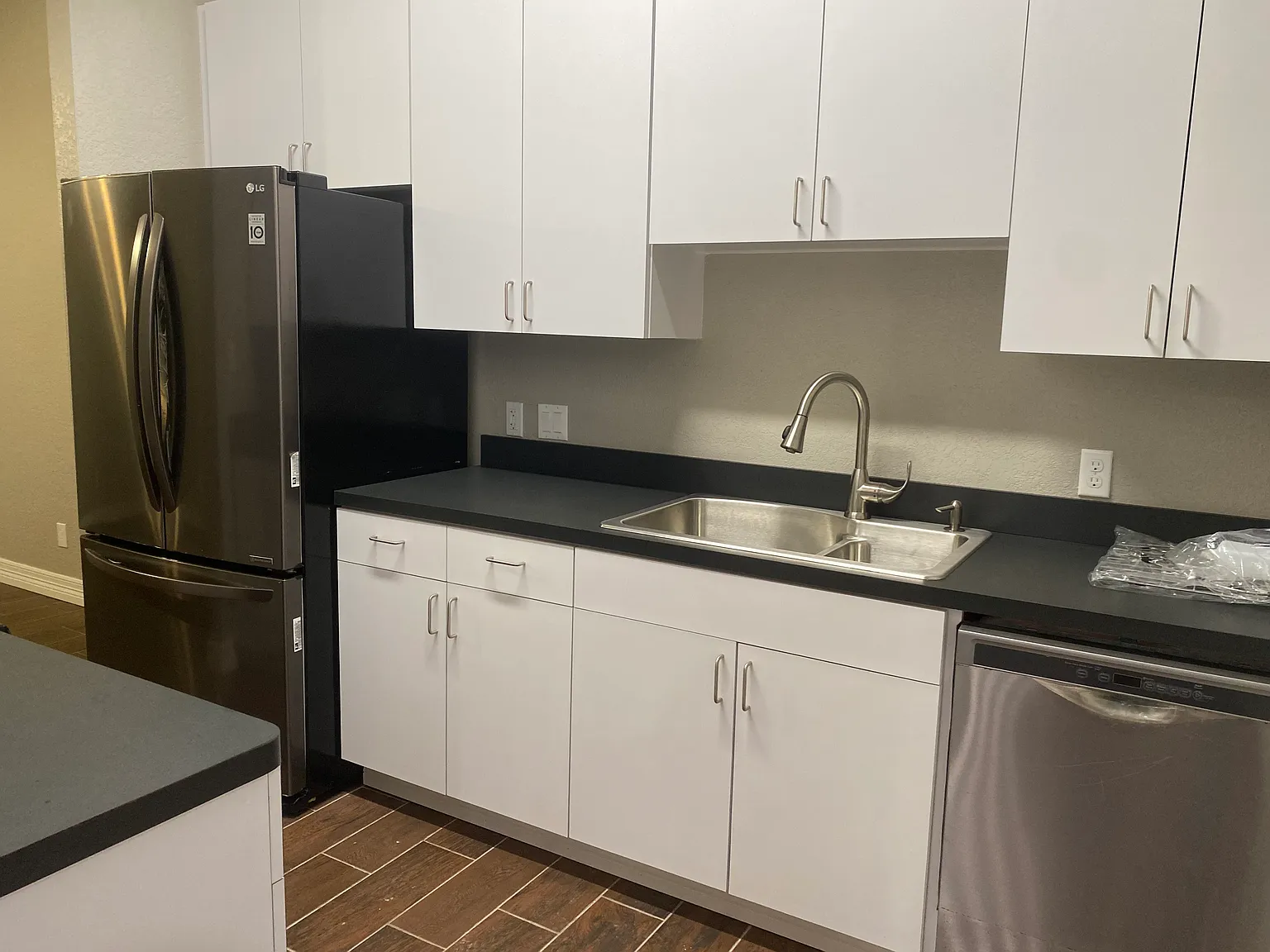 3 bed, 1931 sqft, $1,700 — Photo 3