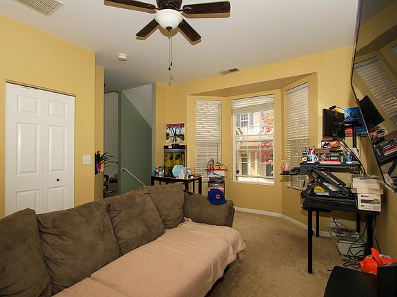 4th image of 824 Cherry Creek Dr