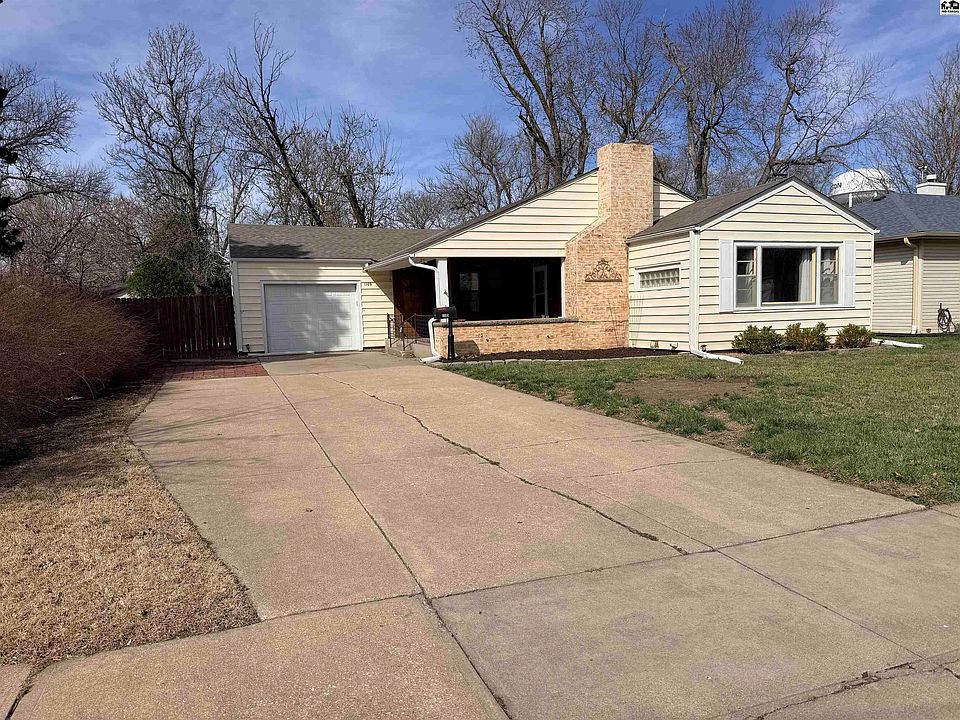 1st image of 1109 Fairview Rd