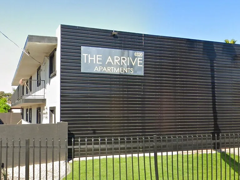 The Arrive — Photo 6