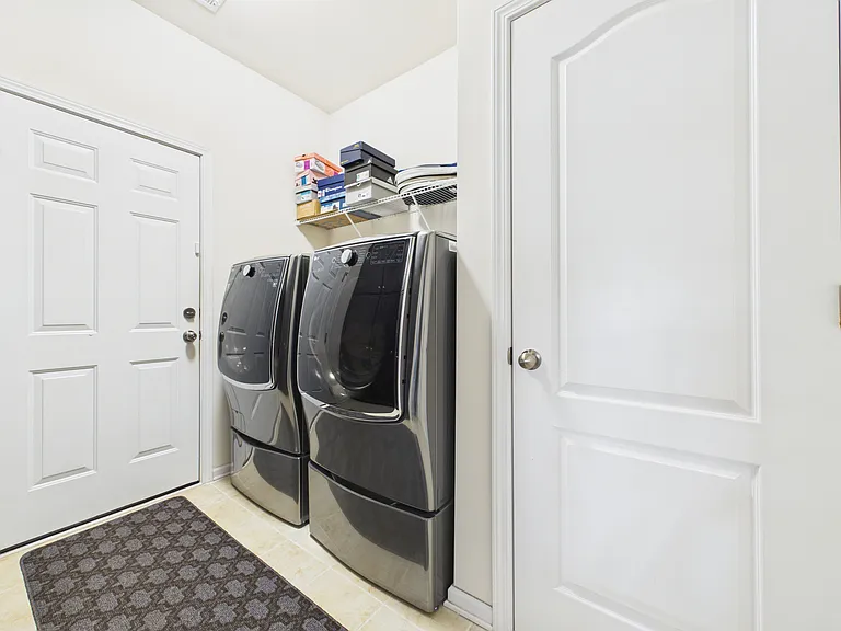 1379 Corey Cabin Ct — Photo 24