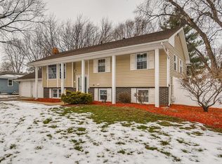 1202 Fairview Ln, Farmington, MN 55024