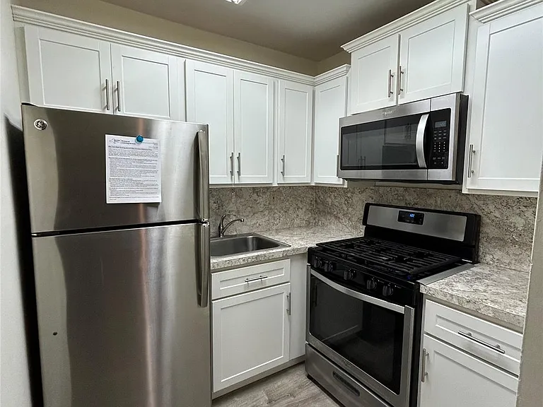 37 El Camino Ct #37 — Photo 6