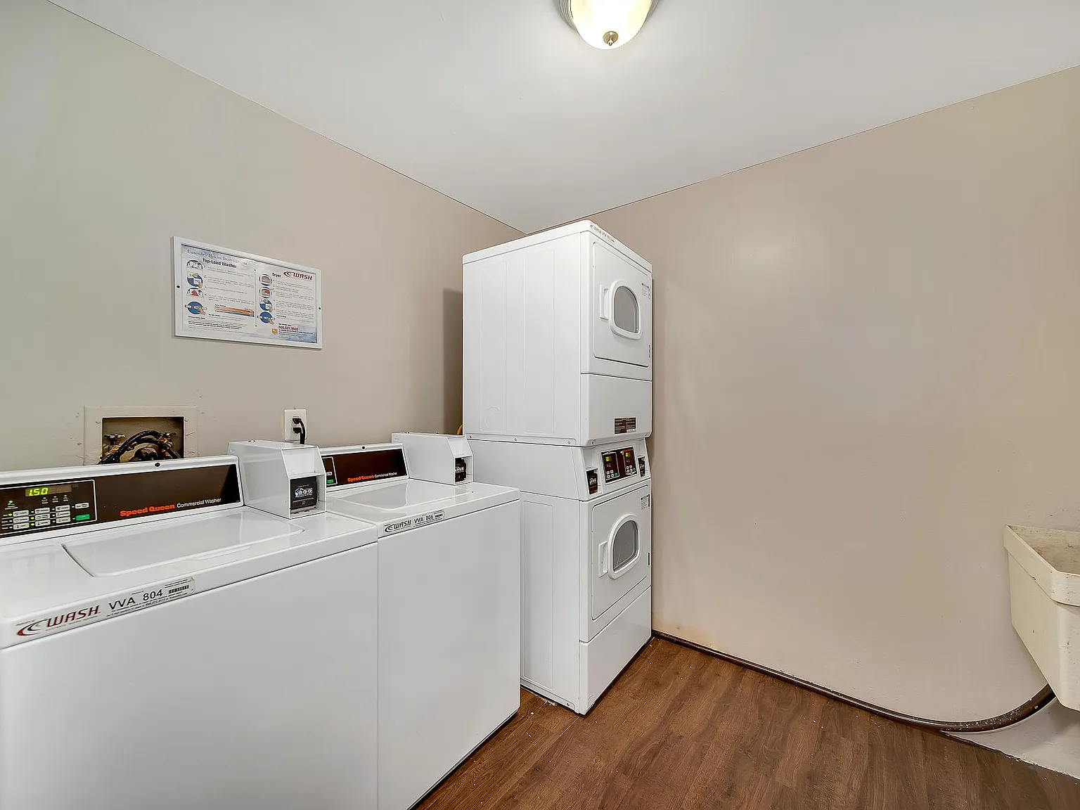 Wing Park Apartments — Photo 3