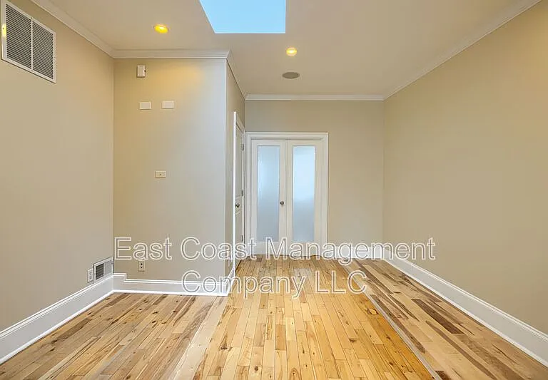 3235 Eastern Ave #2 — Photo 11