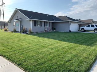 1000 Blue Stem Cir, Norfolk, NE 68701