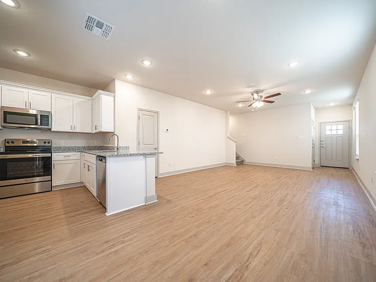 7545 Briarwood Pass #102 — Photo 9