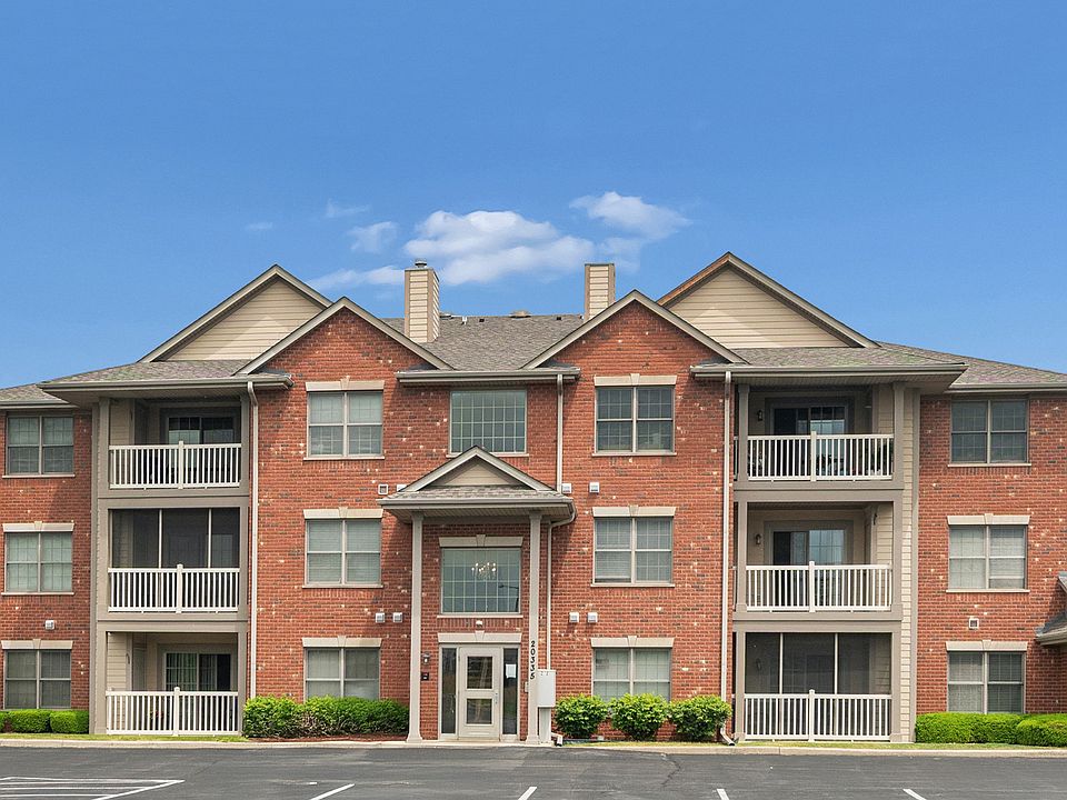 1st image of 20335 S Rainford Dr APT 1D