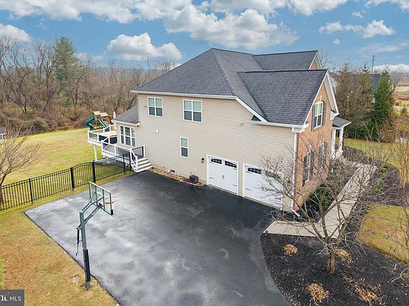 5th image of 154 Freedom Rider Trl