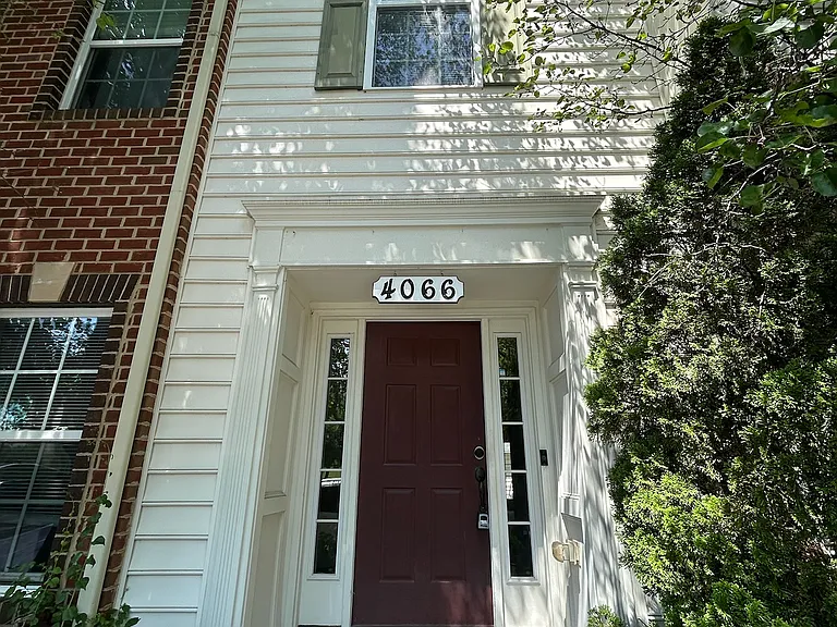 4066 Finsbury Ln — Photo 1