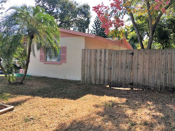 5th image of 7117 Princeton Pl