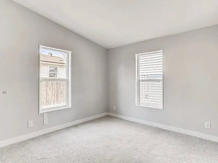 1269 Mobile St — Photo 14