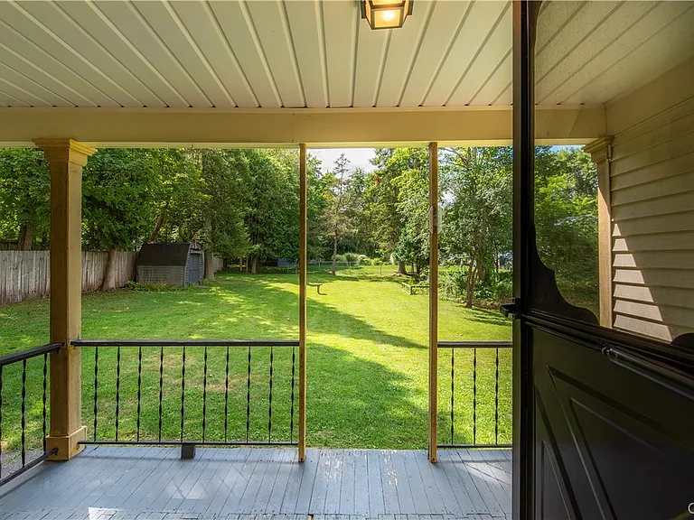 22 Kellogg St — Photo 39
