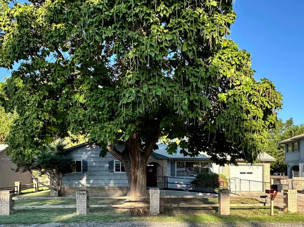 257 Village Ln, Grand Junction, CO 81503