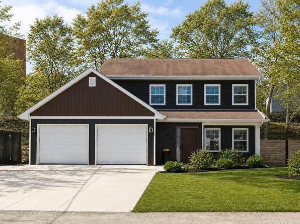 42 Margaret Rd, Halifax, NS B3N 1R7
