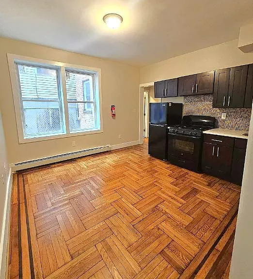 901 Bergen St #3 — Photo 2