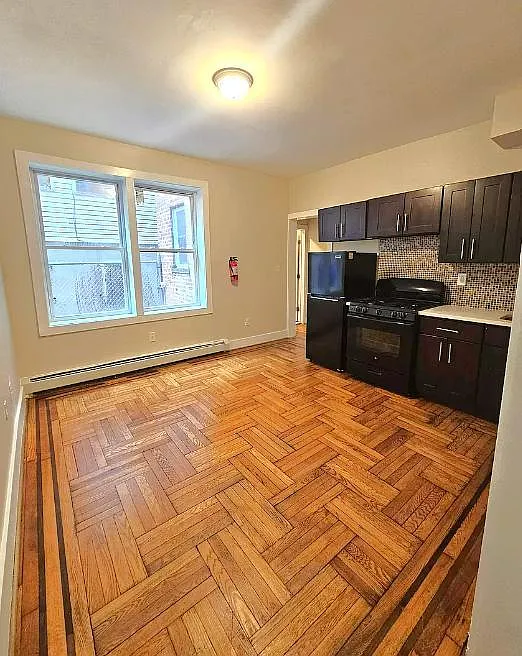 Building Photo - 901 Bergen St #1E