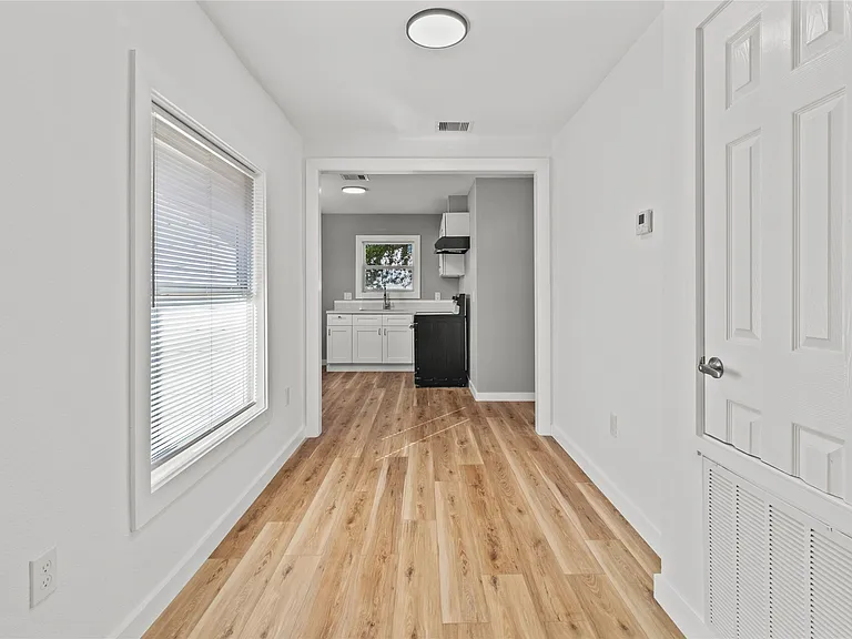 1717 W 4th St #1717 — Photo 5
